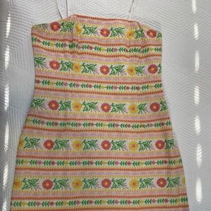 Beautiful flower embroidery Lilly Dress size 8